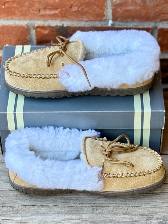 Natural Reflections Shoes - Natural Reflections Iceland II Women's Suede Sheepskin Slippers Sz 9M